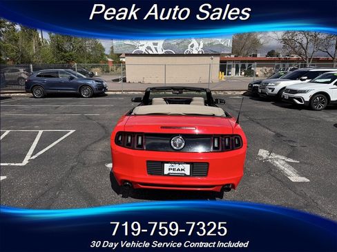 Used 2014 Ford Mustang Convertible RWD image 14