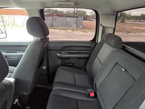 Used 2014 Chevrolet Silverado 2500 LT w/ Interior Plus Package image 20