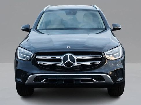 Certified 2022 Mercedes-Benz GLC 300 4MATIC image 2