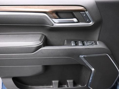 Used 2024 Chevrolet Silverado 1500 LT AWD/4WD image 13