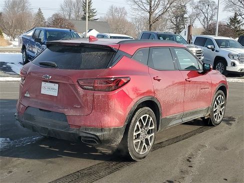 Certified 2023 Chevrolet Blazer RS w/ Enhanced Convenience Package image 4