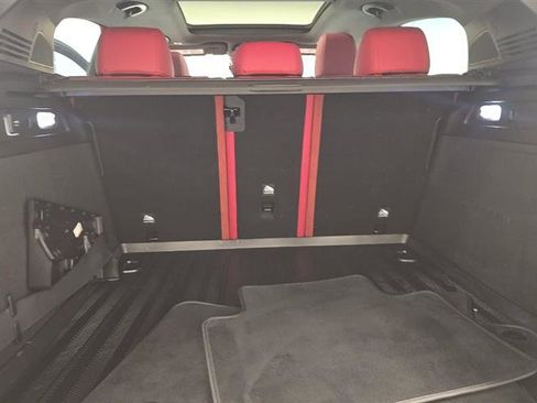 Used 2023 Maserati Grecale Trofeo image 11