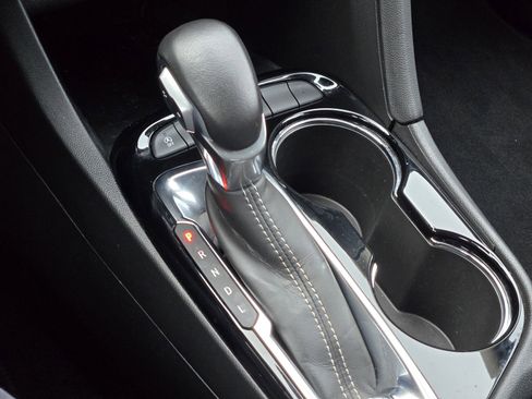 Certified 2023 Buick Encore GX Select image 22