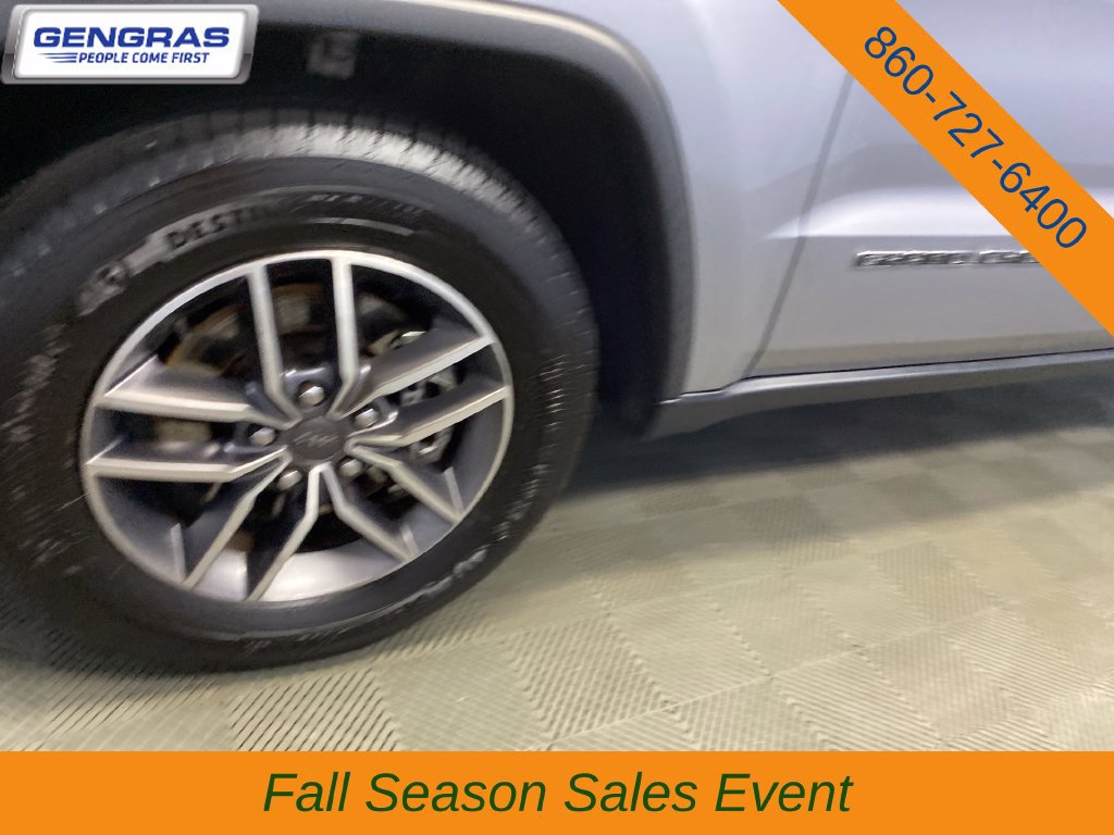 Certified 2021 Jeep Grand Cherokee Limited w/ Premium Lighting Group AWD/4WD image 47