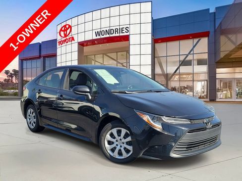 Used 2024 Toyota Corolla LE FWD image 1