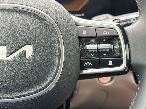 Used 2025 Kia Sorento S AWD/4WD image 30