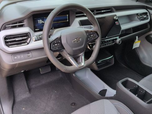 New 2027 Chevrolet Bolt LT w/ Comfort Package FWD image 10