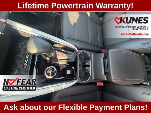 Used 2024 GMC Canyon AT4X AWD/4WD image 32