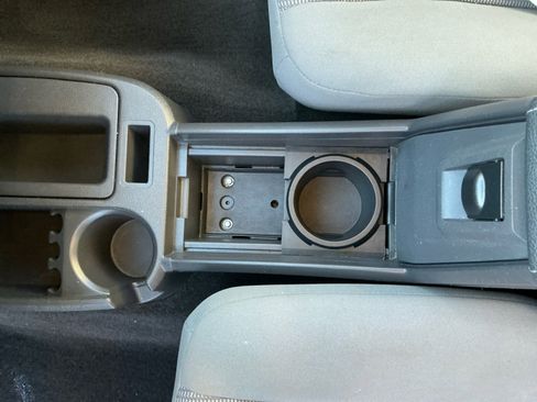 Used 2010 Dodge Dakota Big Horn image 15