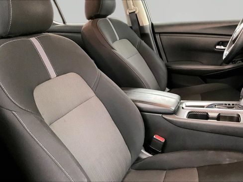 Used 2024 Nissan Sentra SV FWD image 22