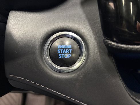 Used 2022 Toyota Highlander XSE image 23