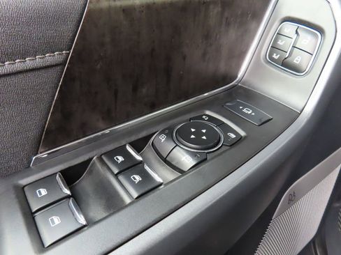 Used 2023 Ford F250 Lariat w/ Lariat Ultimate Package image 75