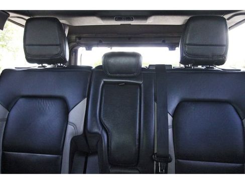 Used 2023 Ford Bronco Wildtrak image 13