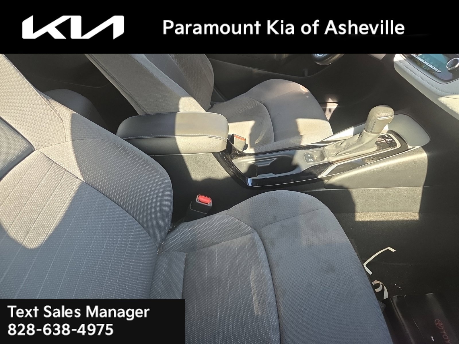 Used 2021 Toyota Corolla SE FWD image 8