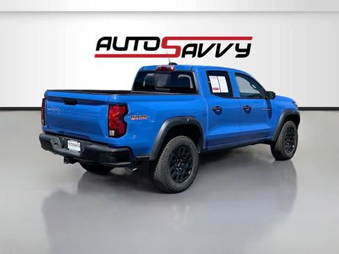 Used 2025 Chevrolet Colorado Trail Boss AWD/4WD image 7