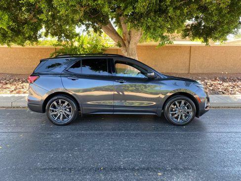 Used 2023 Chevrolet Equinox RS w/ RS Leather Package FWD image 2