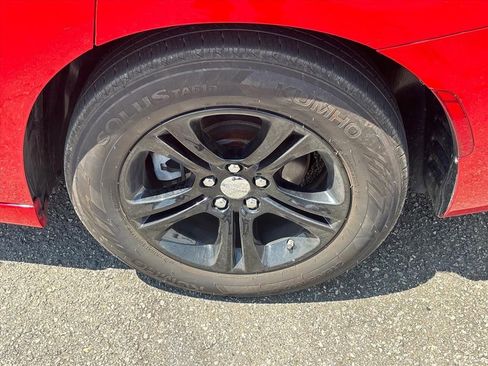 Used 2022 Dodge Charger SXT RWD image 14