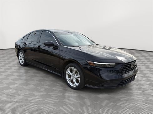 Used 2024 Honda Accord LX image 7