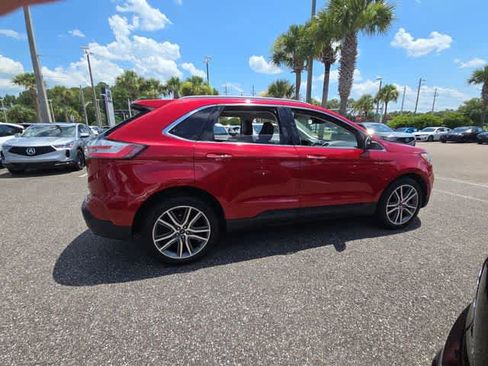 Used 2020 Ford Edge Titanium FWD image 9