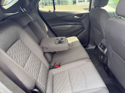 Used 2020 Chevrolet Equinox LT AWD/4WD image 12