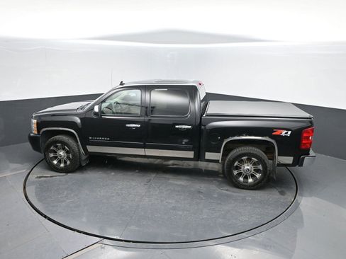 Used 2010 Chevrolet Silverado 1500 LTZ w/ Convenience Package image 33