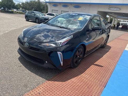Used 2022 Toyota Prius XLE FWD image 7