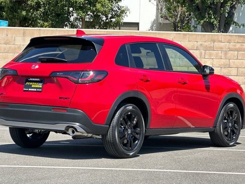 Used 2026 Honda HR-V Sport image 4