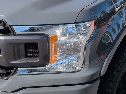 Used 2018 Ford F150 XLT w/ Equipment Group 302A Luxury image 6