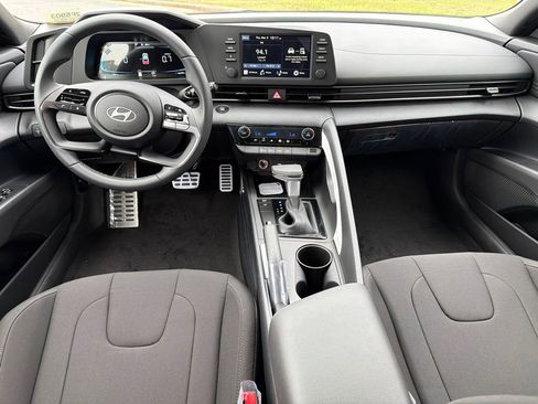 New 2026 Hyundai Elantra Sport image 22