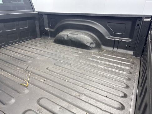 Used 2017 RAM 1500 ST w/ SXT Appearance Group AWD/4WD image 40