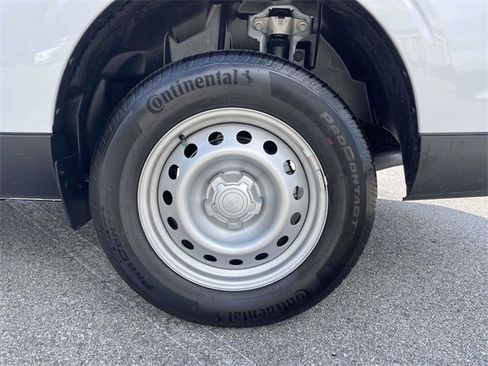 New 2025 Ford Maverick XL w/ 4K Tow Package image 4