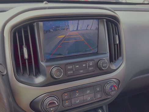 Used 2015 Chevrolet Colorado Z71 image 28