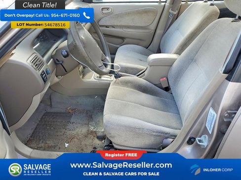 Used 2001 Toyota Corolla FWD image 9