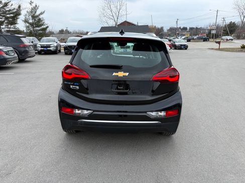 Used 2020 Chevrolet Bolt Premier w/ Infotainment Package image 7