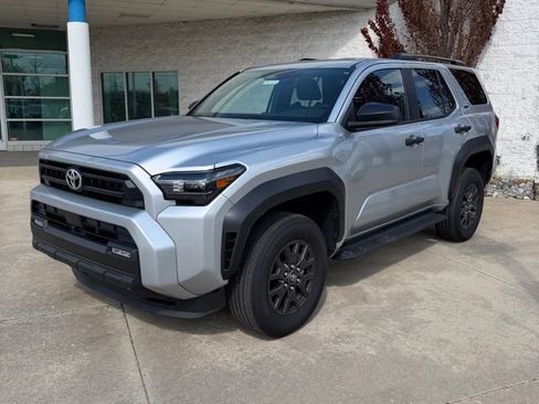 Used 2025 Toyota 4Runner SR5 AWD/4WD image 1