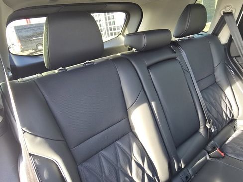 New 2026 Nissan Rogue Platinum image 14