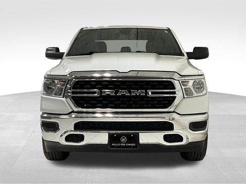 Used 2024 RAM 1500 Lone Star AWD/4WD image 2