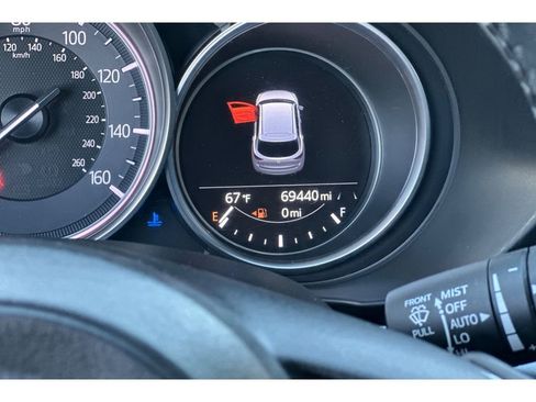 Used 2018 MAZDA CX-5 Touring w/ Preferred Equipment Package image 32