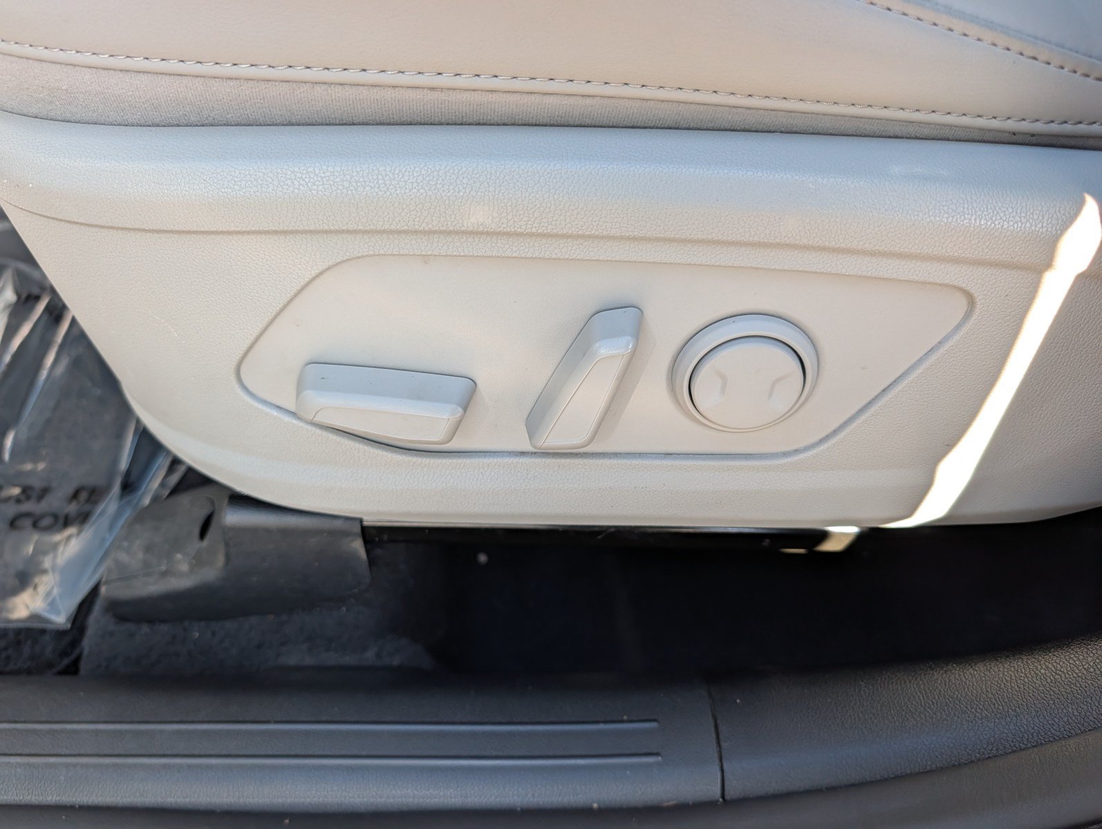 Used 2024 Kia Sorento S w/ Panoramic Sunroof Package AWD/4WD image 19
