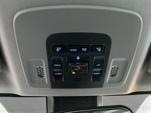 Certified 2021 Toyota Camry SE w/ Cold Weather Package image 28