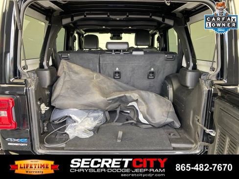Used 2024 Jeep Wrangler High Altitude AWD/4WD image 30