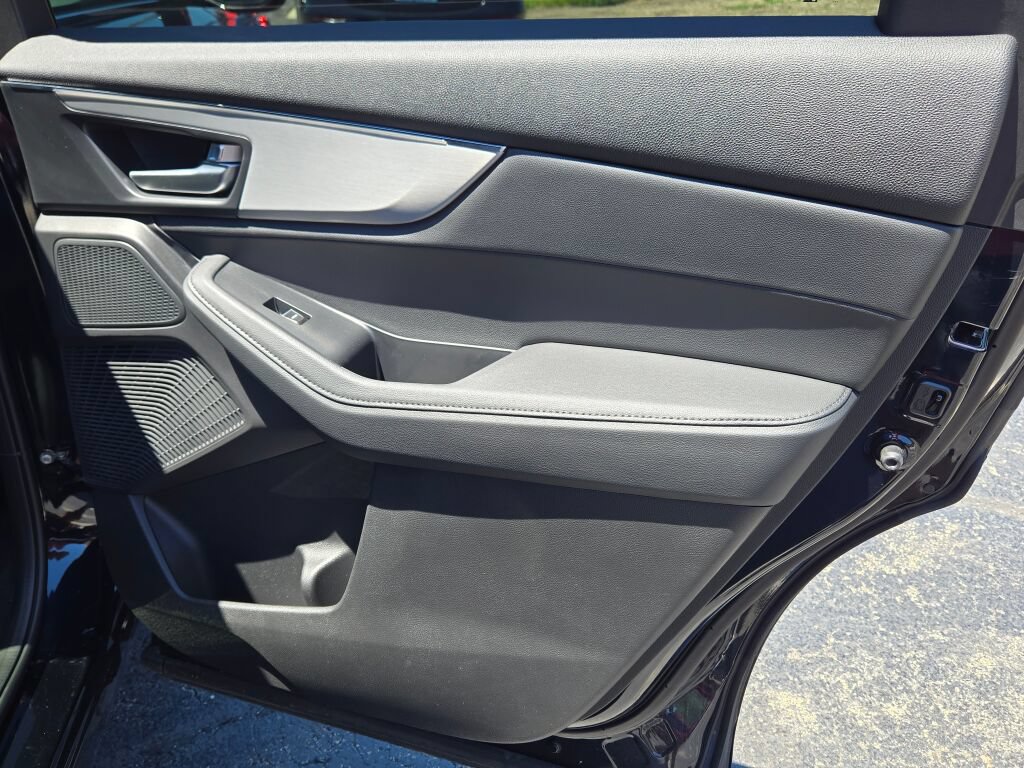 Certified 2026 Acura MDX SH-AWD image 15