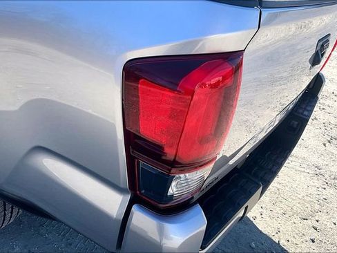 Used 2021 Toyota Tacoma SR w/ SR Convenience Package RWD image 28
