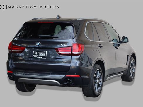 Used 2017 BMW X5 xDrive35i AWD/4WD image 7