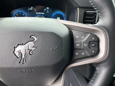 Used 2025 Ford Bronco Badlands AWD/4WD image 26