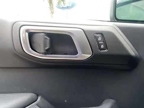 New 2025 Ford Bronco Outer Banks image 14