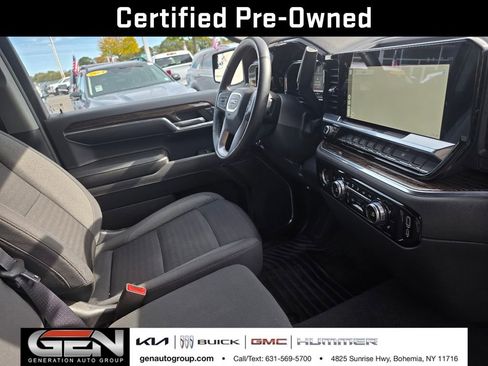 Used 2024 GMC Sierra 1500 SLE image 27