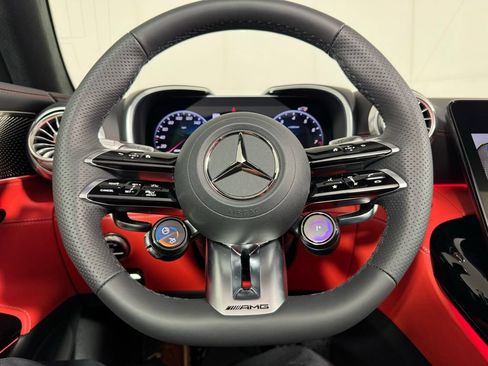 New 2026 Mercedes-Benz SL 63 AMG 4MATIC image 34