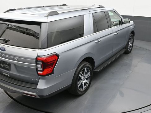 Used 2024 Ford Expedition Max Limited image 32