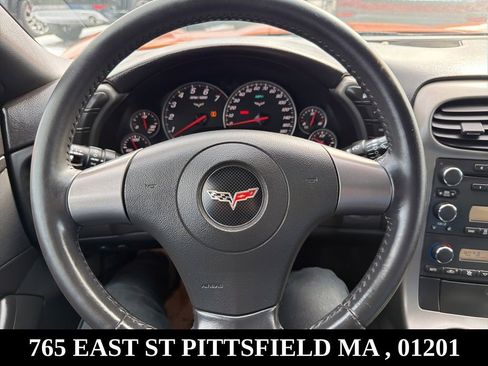 Used 2007 Chevrolet Corvette Coupe w/ Performance Package image 19